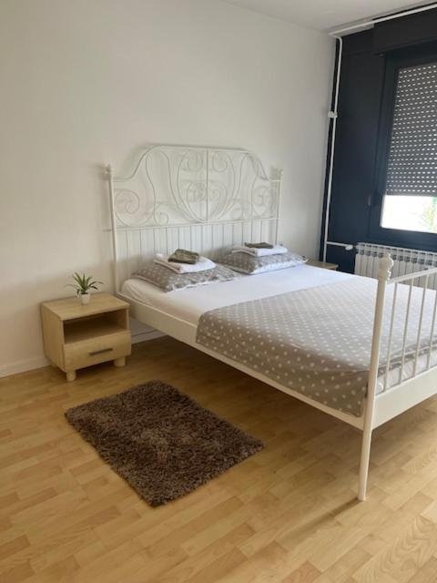 Rocco Apartment-Free Parking&Wifi Zagreb Exterior photo